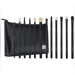 New morphe 12-piece brush set with cosmetic pouch!